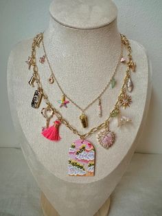 We love to present you our unique pendant necklace with the best pendants: donut, cowboy boots, cheetah, coffee cup, glass beads, LoonyYou letters ️📿🔠 Handmade in Germany.🌈✨ Length: 37cm, expandable to 42cm Instagram: @loony.you Pinterest: @youaresoloony Personalized Pink Jewelry For Festivals, Trendy Vintage Charm Jewelry, Trendy Festival Jewelry With Lobster Clasp, Unique Pendant Necklace, Gift Inspo, Cow Boy, Unique Pendant, Chain Choker, Gold Plated Chains