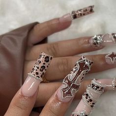 Fall Nail Sets Acrylic, Bb Belt Nails, Cheetah French Tip Nails, Chola Nails, Cheetah Acrylic Nails, Chrome Hearts Nails, Chrome Heart Nails, Nail Tech Nails