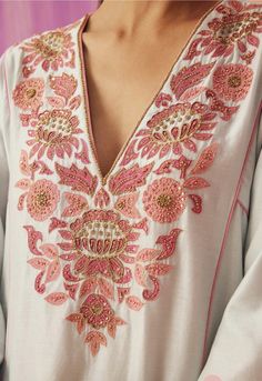 Machine Embroidery Designs For Suits, Neck Machine Embroidery Designs, Embroided Suits, Long Kurti Patterns, Embroidery Kurtis, Embroidery Fashion Detail, Machine Work, Embroidery On Kurtis