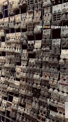 Desi Accessories Aesthetic, Desi Fashion Aesthetic, Desi Jewelry Aesthetic, Jhumka Snap, Desi Outfit Aesthetic, Desi Jhumka, Desi Clothes Aesthetic, Aesthetic Jhumka