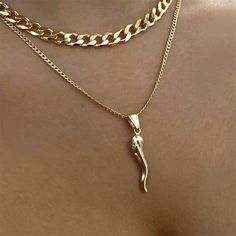 The Bella Cornicello Pendant NecklaceMetal: 18kt Gold FilledChain Style: CurbLength: 16” + PendantPendant Size: 25 X 5mm Cornicello Necklace, Christmas List, Pendant Necklace, Pendant, Christmas, Gold