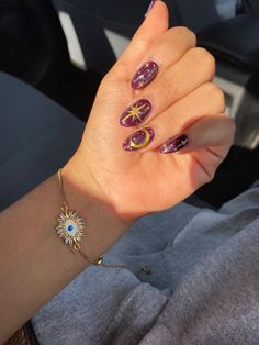 Pretty Nail Ideas Purple Nails Witchy, Purple Moon And Star Nails, Biab Nails Purple, Purple Boho Nails, Purple Halloween Nails Almond, Cute Painted Nail Ideas, Moon Nails Purple, Sun And Moon Nails Simple, 90s Whimsigoth Nails