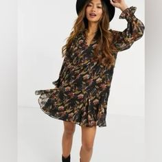 Desta Lame Smock Dress-Black Mini Dress By French Connection Cute Dress All-Over Floral Design V-Neck With Bib Detail Blouson Sleeves Shirred, Stretch Cuffs With Frill Detail Smock Style Relaxed Fit Loose Cut Style: 71poq 20.5" Underarm, 33.5" L Black Floral Print Mini Dress For Fall, Fall Floral Print Black Mini Dress, Black Floral Dress, Smock Dress, Tea Dress, Trending Dresses, Floral Dress Black, French Connection, Cut And Style