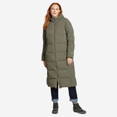 Eddie Bauer Lodge Down Duffle Coat, Eddie Bauer Backpack, Eddie Bauer Duffle Bag, Eddie Bauer Duvet Cover, Navy Blue Quilt, Puffy Shirt, Red Puffer Jacket, Eddie Bauer Jacket, Sporty Long-sleeved Waterproof Parka