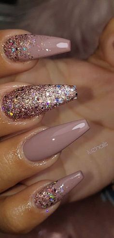 Cute Spring Nails, New Nail Designs, Glamour Nails, Gold Nail, Nail Design Inspiration, Nail Designs Glitter, Trim Nails, Coffin Nails Designs, Pretty Acrylic Nails