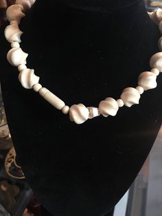 "See this beautiful Vintage Cream Glass Beaded Necklace 18\" Length In good condition. See all photos." Vintage Cream Beaded Necklace, Vintage White Oval Beads Necklaces, Vintage Glass Necklaces With Oval Beads, Vintage Glass Necklace With Oval Beads, White Wall Hanging, Vintage Multi-strand White Pearl Necklace, Smoky Topaz, Peacock Green, Hanging Photos