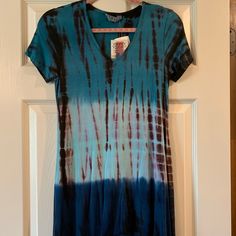 Tj Maxx Blouse Size Small New Visit My Page For More Items! Blue Bohemian T-shirt For Summer, Bohemian Blue T-shirt For Summer, Blue Bohemian Short Sleeve Tops, Blue V-neck T-shirt For Fall, Blue Short Sleeve Blouse For Fall, Blue Bohemian Tops For Day Out, Strip Blouse, Kaftan Designs, Romantic Tops