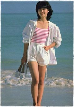 80s Summer Fashion, Japanese Fashion Summer, 90s Japan Fashion, 90s Japanese Fashion, Vintage Japanese Fashion, Japan 80's Aesthetic, 80s Japanese Fashion, Japanese Fashion Women, Look 80s