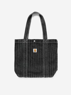 Denim Orlean 100% cotone
 Handles
 Button closure
 Internal Tasca



Fit:
Dimensions: 41 x 46 x 11 cm (20.7 litres) American Brand, Carhartt Wip, Outdoor Apparel, Luxury Retail, Luxury Boutique, Inside Pocket, Handles, Tote Bag