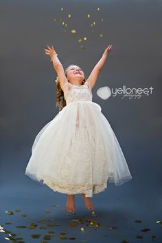 Posh Poses | Toddler Photography | New Year Inspiration | Airborne | Love This Shot | Pure Joy | Candid Happiness New Year Inspiration, Photography Girly, Princess Photography, Toddler Poses, Glitter Photography, New Year Pictures, Toddler Photography, Photo Gold