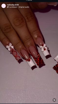 Red Sets Nails, Cute Red Birthday Nails, Red Bottom Birthday Nails, Latina Nail Designs Red, Red Birthday Nail Designs, Birthday Nail Set Ideas December, Red Bday Nails, Red Birthday Nails Acrylic, Latina Nails Red