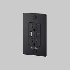 an electrical outlet is shown with two outlets on each side and one in the middle