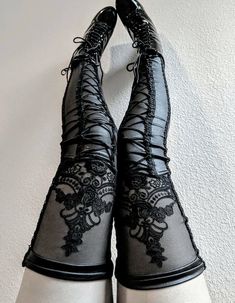 Goth Outfit Inspo, Punk Outfit, Gothic Leggings, Attitude Clothing, Gothic Clothing, Punk Rave