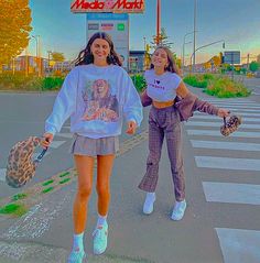 Catie Core, Jo Aesthetic, Y2k Skater Girl, Bestie Fits, Indie Photos, Skater Core