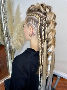 Viking Hair Undercut, Undercut Updos Wedding, Viking Braids Female Shaved Sides, Viking Braids With Undercut Women, Viking Hair Shaved Sides, Undercut Updo Hairstyles Wedding, Viking Hair Short, Women Viking Hair, Norse Hairstyles