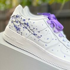 Purple Blossom Custom Air Force 1 Sneakers. Floral Shoes. 🎁For Premium Gift Wrapping: https://joysclothing7.etsy.com/listing/1562375246 📐Size: -C (Child) Y (Youth) W (Women) M (Men.) -Women's sizes might be converted into their equivalent Youth's or Men's: 6.5Y - 8W or 8.5M - 10W, for example. Please refer to the Size Guide. 🎨Artwork: -Exactly as shown in the picture. -Silicon prints are applied using Heat Transfer. -Applied Special Acrylic Paint for Shoes and Finisher for more Durability.  - Paint For Shoes, Cute Converse Shoes, Purple Blossom, Nike Shoes Women Fashion, Air Force 1 Sneakers, Pretty Sneakers, Boty Nike, Butterfly Shoes, Custom Shoes Diy