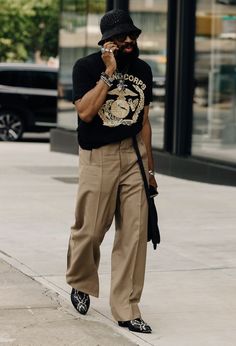 Black Men Fashion Casual, Mens Casual Outfits Summer, Black Men Street Fashion, Dope Outfits For Guys, Men Street Fashion, Street Fashion Men Streetwear, Guys Clothing Styles, Mens Outfit Inspiration, Mens Fashion Classy