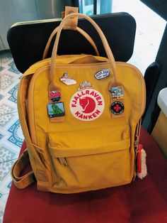 Yellow Kanken, Pin Backpack, Yellow Backpack, Yellow Outfit, Yellow Aesthetic, Pretty Bags, Surf Shop, Kanken Backpack