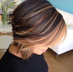 Easy Trendy Hairstyles, Bob Hair Color, Hair Color Options, Trendy Hairstyle, Mom Hairstyles, Short Hair Color, Haircuts For Fine Hair, Short Hair Haircuts