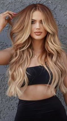 Long Hair Color Ideas Strawberry Blonde, Ginger Blonde Ombre Hair, Gingery Blonde Hair Highlights, Blonde Copper Ombre, Blonde W Copper Highlights, Cowgirl Copper Blonde Hair, Blonde Hair From Red, Copper Money Piece Hair Blonde, Cowgirl Copper Hair With Blonde Money Pieces