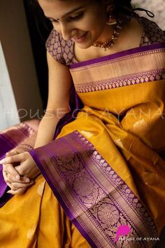 Haldi Look For Bride In Saree Marathi, Yellow Pattu Saree Wedding, Designer Blouses For Sarees, Haldi Rasam, Blouses For Sarees, Mustered Yellow, Yellow Silk Saree, South Indian Wedding Saree