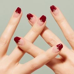 Nails Red And Gold Nails, Nagellack Trends, Gold Nail Designs, Gold Nail, Red Nail Polish, Red Nail Designs, Super Nails, Red Nail, Trendy Nail Art