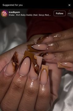 👌🏾♦️KryptoNyte🇧🇿🇺🇸 on X: "I like this. This is what we want to see ladies. https://t.co/70l4wjvZ1L" / X Fake Nails Long, Easy Nails, Coffin Press On Nails, Shiny Nails, Unique Acrylic Nails, Nail Forms