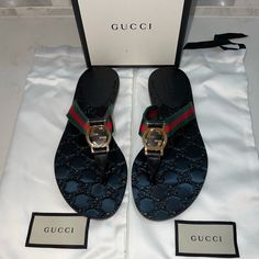 Gucci Black Leather And Web Interlocking G Thong Flats Size 34+ Pink Low Heels, Gucci Flip Flops, Shoes Gucci, Tan Sandals, Wedge Espadrilles, Leather Thong Sandals, Strap Wedge, Chunky Sandals, Platform Espadrilles