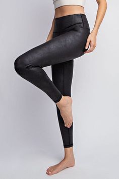 Indulge in sleek sophistication with our PU Chintz Full-Length Leggings. Crafted from PU chintz, providing a faux leather allure, these leggings offer a luxurious feel and an edgy aesthetic. The high-waist design ensures a flattering silhouette, while the full-length cut adds versatility to your wardrobe. A front keyhole pocket adds a touch of practicality and style. Matching Bralette : T9502Available in Plus Size 1XL, 2XL, 3XLStyle# P6140C1PLModel is 5'9" and wearing size Small.PU: artificial m Party Outfit Plus Size, Leather Leggings Outfit, Black Faux Leather Leggings, Look Plus Size, Edgy Aesthetic, Legging Fits, Outfit Jeans, Athleisure Wear, Judy Blue Jeans