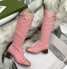 Size: 35-47 It comes with Dust box, Care manual, Tag, and Paper bag.Size Guide: Designer Pink Boots With Round Toe, Designer Pink Round Toe Boots, Designer Pink Leather Boots, Size Guide, Paper Bag, Things To Come, Women Shoes