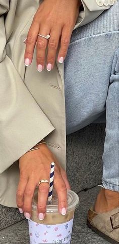 French tip nails Djerf Avenue Wallpaper Iphone, Djerf Avenue Nails, Matilda Djerf Nails, Matilda Djerf Tattoo, Matilda Djerf Wallpaper, Scandi Nails, Summer Nail Inspo Almond, French Tip Nails Trendy, Matilda Style