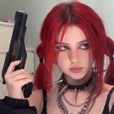 Red Hair Inspo, Peinados Fáciles Para Cabello Corto, Grunge Girl, Hair Inspo Color, Aesthetic Hair, Pretty Hairstyles, Aesthetic Girl, Hair Looks, Hair Inspo