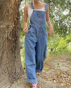 Surfergirl Style, Overalls Outfit, Cooler Look, True Religion Jeans, Mode Vintage, Looks Style, Mode Inspiration, Looks Vintage, Spring Summer Outfits