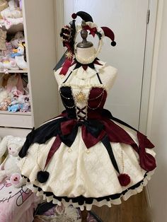 Cute Clown Dress, Red Clown Outfit, Clown Cute Costume, Cute Jester Outfit, Cute Circus Outfits, Clown Dresses, Pastel Jester, Jester Outfit Ideas, Circus Outfit Ideas