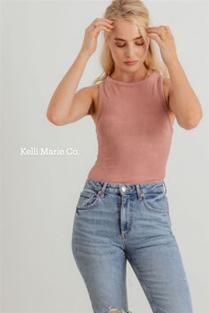 This sleeveless bodysuit features a solid Mauve color, a crew neckline, and a comfortable knit fabric, creating a cute and casual look that is perfect for any occasions. Bodysuit Outfit Summer, Plus Jumpsuit, Knit Bodysuit, Sleeveless Bodysuit, Mauve Color, Plus Dresses, Fashion 2020, City Streets, Denim Top