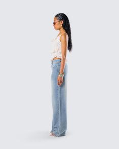 Give off a flirty and playful vibe that everyone will be drawn to in this two-piece set 😚 Featuring an ivory asymmetrical ruffle top paired with blue denim wide leg jeans - this fit is the epitome of casual chic 🤍 Chic Cropped Flare Jeans, Chic Summer Flare Jeans With Frayed Hem, Chic Cropped Light Wash Flare Jeans, Denim Set, Denim Wide Leg, Black Off Shoulder, Graphic Top, White Jersey, Pocket Pants