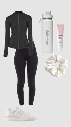 Workout Outfits Inspiration, Workout Outfit Lululemon, Everyday Pink Outfits, Gym Outfits Lululemon, Lulu Lemon Outfits Winter, Gym Fits With Leggings, Lululemon Inspired Outfits, Cute Everyday Outfits Pink, Cute Workout Fits Aesthetic