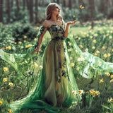 فستان زهري, Emerald Green Prom Dress, Green Wedding Dresses, Silver Cocktail Dress, Dress Sketch, Fairy Wedding Dress, Emerald Green Dresses, Tulle Evening Dress, Silver Cocktail