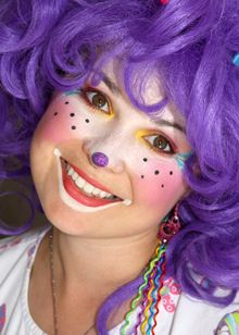 .  (simple but effective makeup, not full face, but leaving some natural skin... and with happy purple hair!) Girl Clown, Effective Makeup, Clown Hair, Paint Makeup, Easy Girl