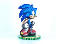 an image of a lego sonic the hedgehog character on a white background with blue and red colors