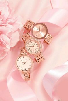 Watch Product Photography, Pink Photography, Fancy Watches, Rhinestone Watches, Men's Vintage Watch, Watch Winder, Hand Watch, Rose Gold Watches