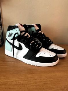 Fire Shoes Sneakers, Best Jordans, Jordan 1s Mid, Kasut Nike, Sepatu Air Jordan, Trending Footwear, Popular Nike Shoes, Fire Shoes, Jordans Nike