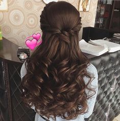 •@SssyGrly• Academia Hairstyles, Down Hairstyles For Long Hair, Bridal Brooch, Summery Nails