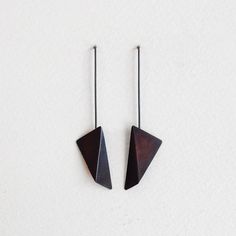 Geometric Copper Earrings Geometric Silver Earrings by RawObjekt Textile Earrings, Wood Jewelery, Silver Jewelry Diy, Silver Rings With Stones, Silver Jewellery Indian, Contemporary Earrings, Fine Silver Jewelry, Silver Necklace Statement, Jewelry Minimalist