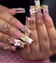 Nail Suggestions, Fye Nails, Acrylic Nail Designs Coffin, Graffiti Nails, Tech Education, Cute Pink Nails, Retro Nails, Spring Acrylic Nails