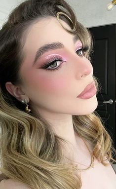 Makeup Rosa, Perfect Makeup Look, Makeup Mistakes, Creative Makeup Looks, Glamour Makeup, Makeup Studio, Eye Makeup Art, Photo Makeup, Pink Makeup