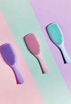 Tangle Teaser Brush, Straight To Curly Hair, Product Flatlay, Brush Guide, Olivia Garden, Detangling Hair, Products Photography, Tangle Teezer, Detangling Hair Brush