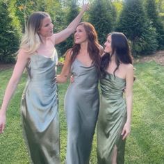 Shona Joy La Lune Bias Cowl Dress Bias Cowl Dress In A Silk Touch Fabric With A Luxurious Sheen. I Am 5' 4" And It Hits Me Right At My Ankle Sage Shona Joy La Lune, Shona Joy Dress, Cowl Dress, Shona Joy, Silk Touch, Colorful Dresses, Wedding Dresses, Size 4, Silk