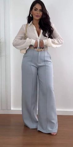 Luxury Blue Business Casual Pants, Elegant Blue Workwear Pants, Chic Blue Fitted Dress Pants, Royal Blue Blouse Outfit, Elegant Blue High-waisted Pants, Elegant High-waisted Blue Wide Leg Pants, Buisness Attire, Smart Attire, Cute Professional Outfits