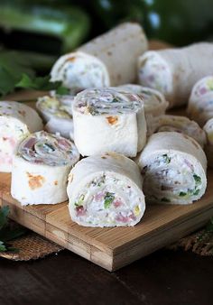 there are many rolls on the cutting board